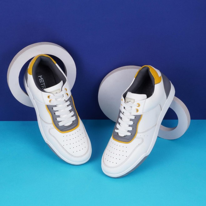 Men White-Grey Casual Sneakers